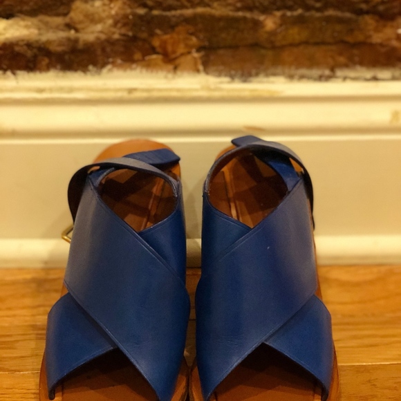 CELINE Heels - Picture 3 of 3